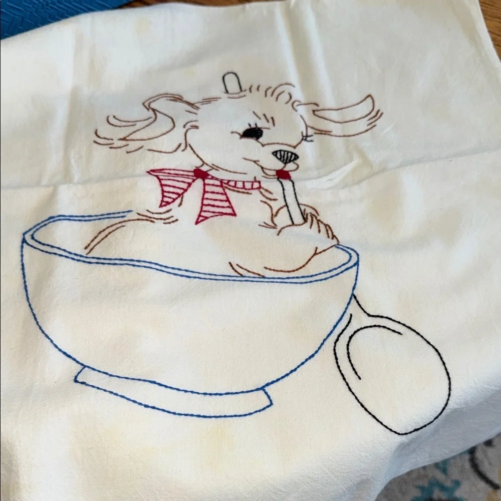 Vintage Embroidered  Kitchen Flour Sack Towels Set of Four Puppy/ Baking Kitchen